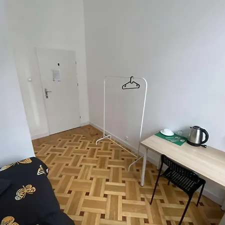 Fantastic-inn - Ns38 Apartman Varsó